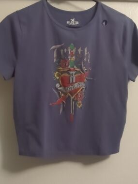 Hollister Purple Short Sleeve Tee with Heart & Dagger Graphic